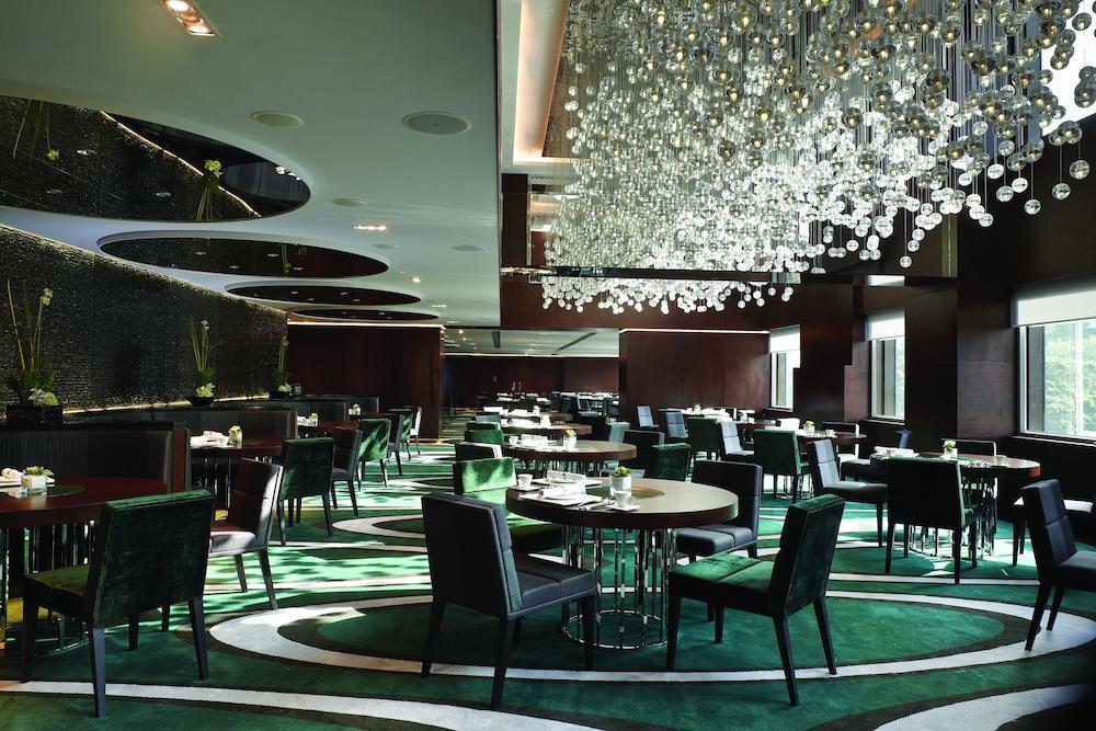 Отель The Mira Гонконг Ресторан фото The restaurant