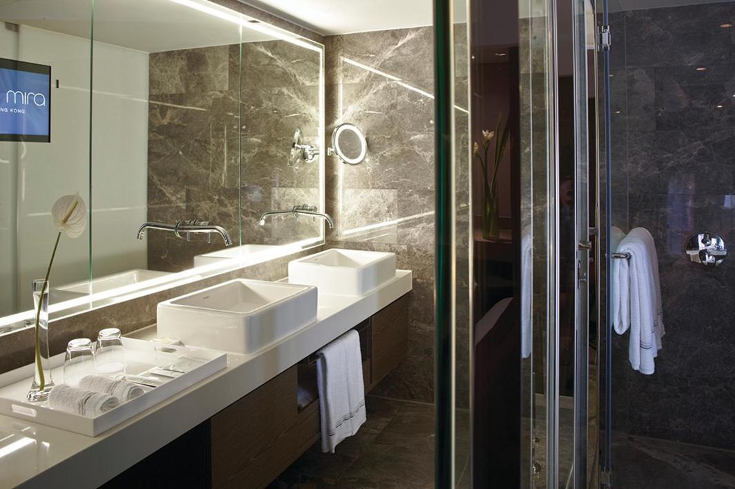Отель The Mira Гонконг Экстерьер фото Bathroom
