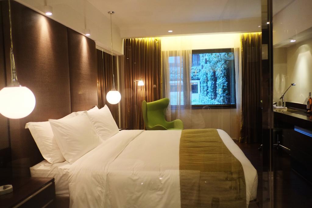 Отель The Mira Гонконг Экстерьер фото Deluxe room