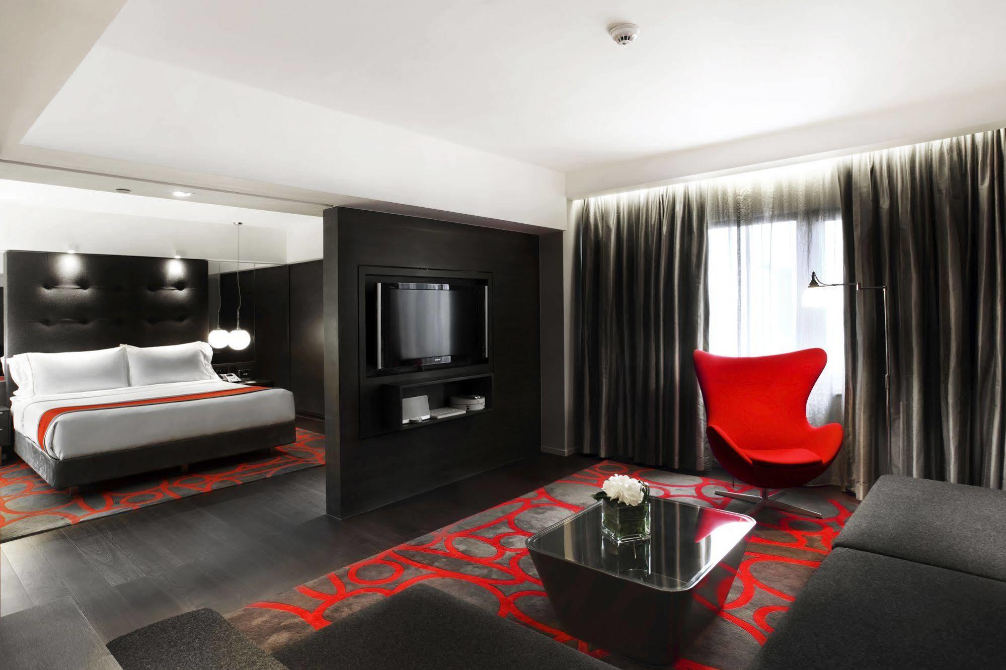Отель The Mira Гонконг Номер фото A suite at the hotel